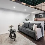 E41 - Trendy Boutique - Prime Spot By Bqa