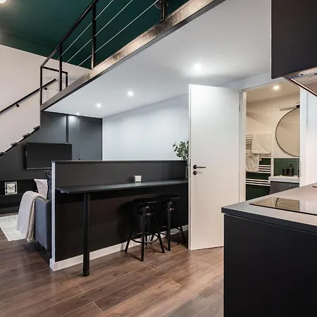 E41 - Trendy Boutique - Prime Spot By Bqa