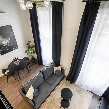 E41 - Trendy Boutique - Prime Spot By Bqa Apartman *