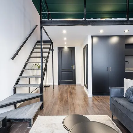 E41 - Trendy Boutique - Prime Spot By Bqa Apartman *