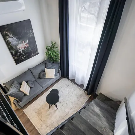 E41 - Trendy Boutique - Prime Spot By Bqa *