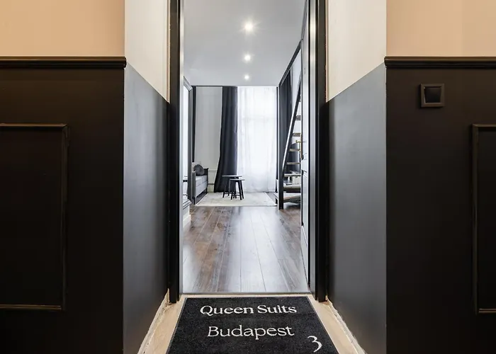 E41 - Trendy Boutique - Prime Spot By Bqa