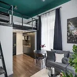 E41 - Trendy Boutique - Prime Spot By Bqa *