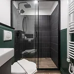 E41 - Trendy Boutique - Prime Spot By Bqa בודפשט